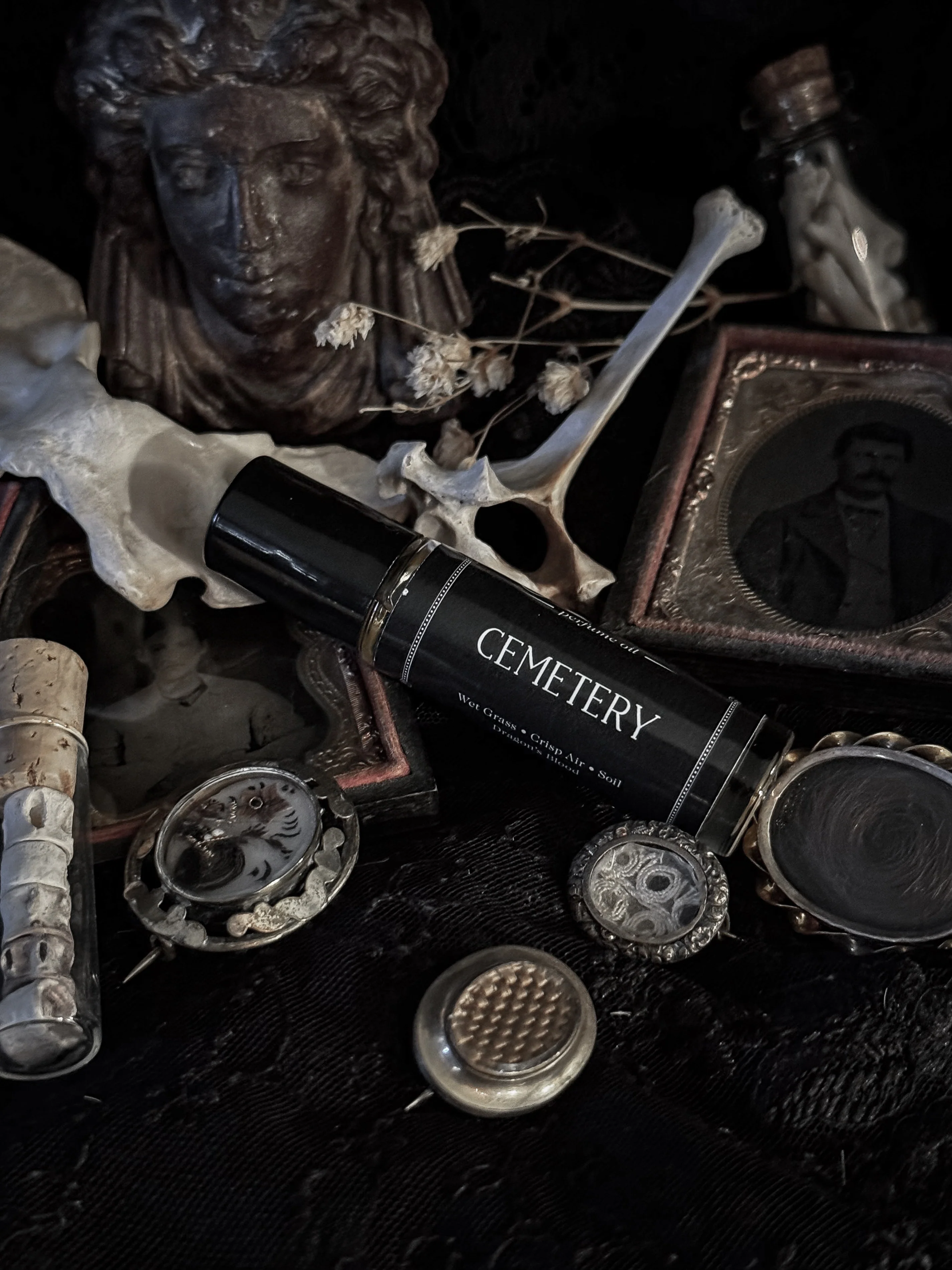 Cemetery (dragon’s blood incense, earth) - Image 8