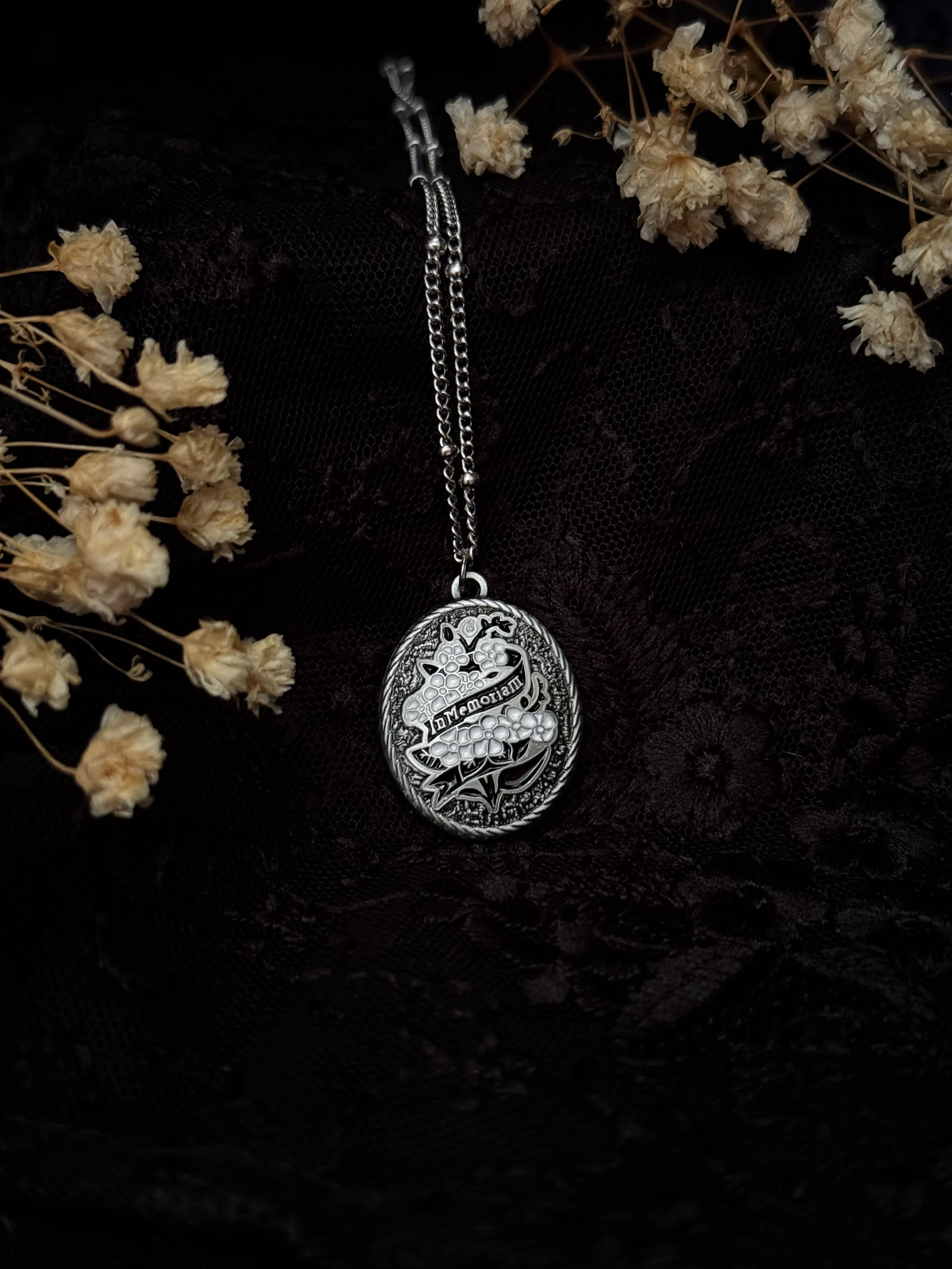 In Memoriam necklace - Image 6