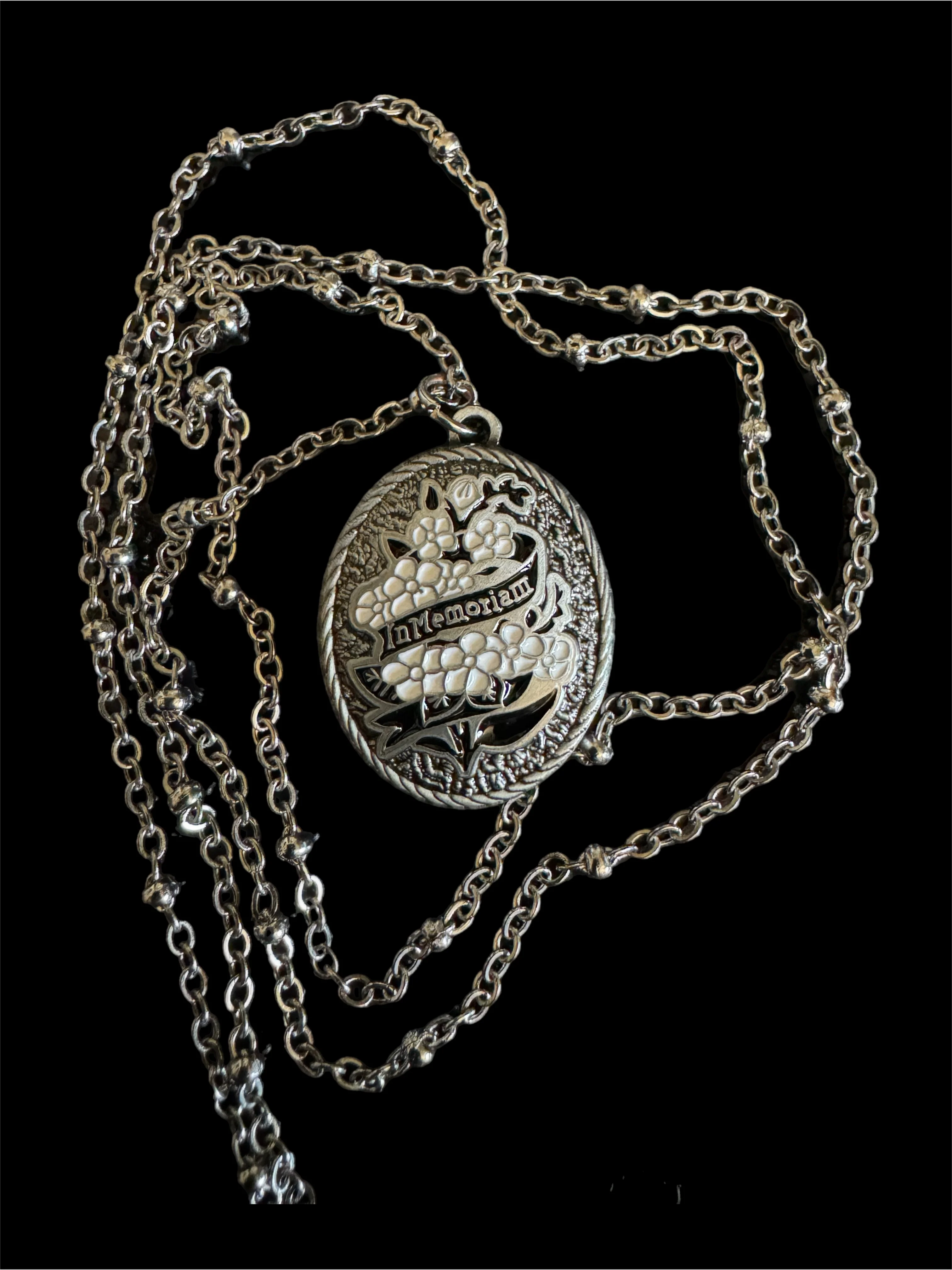 In Memoriam necklace - Image 8