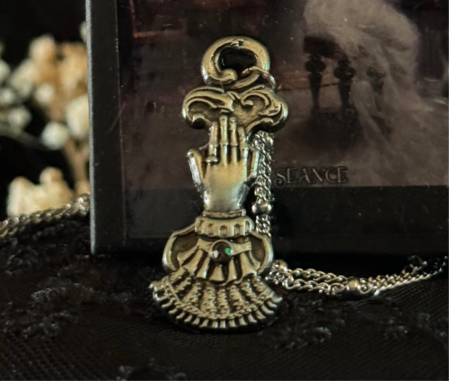 The Medium necklace - Image 5