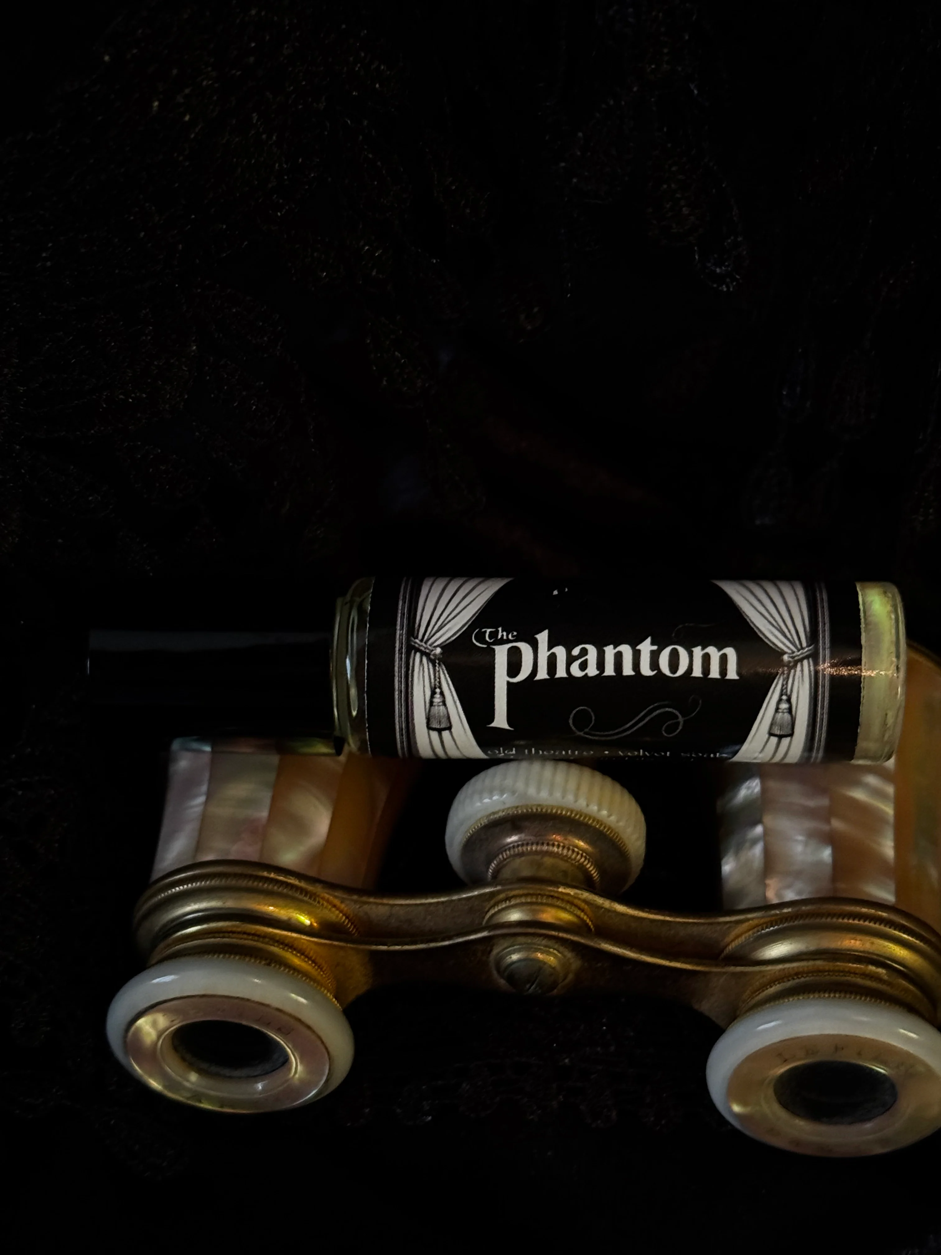 The Phantom- rose, sandalwood, bourbon, velvet seats - Image 8