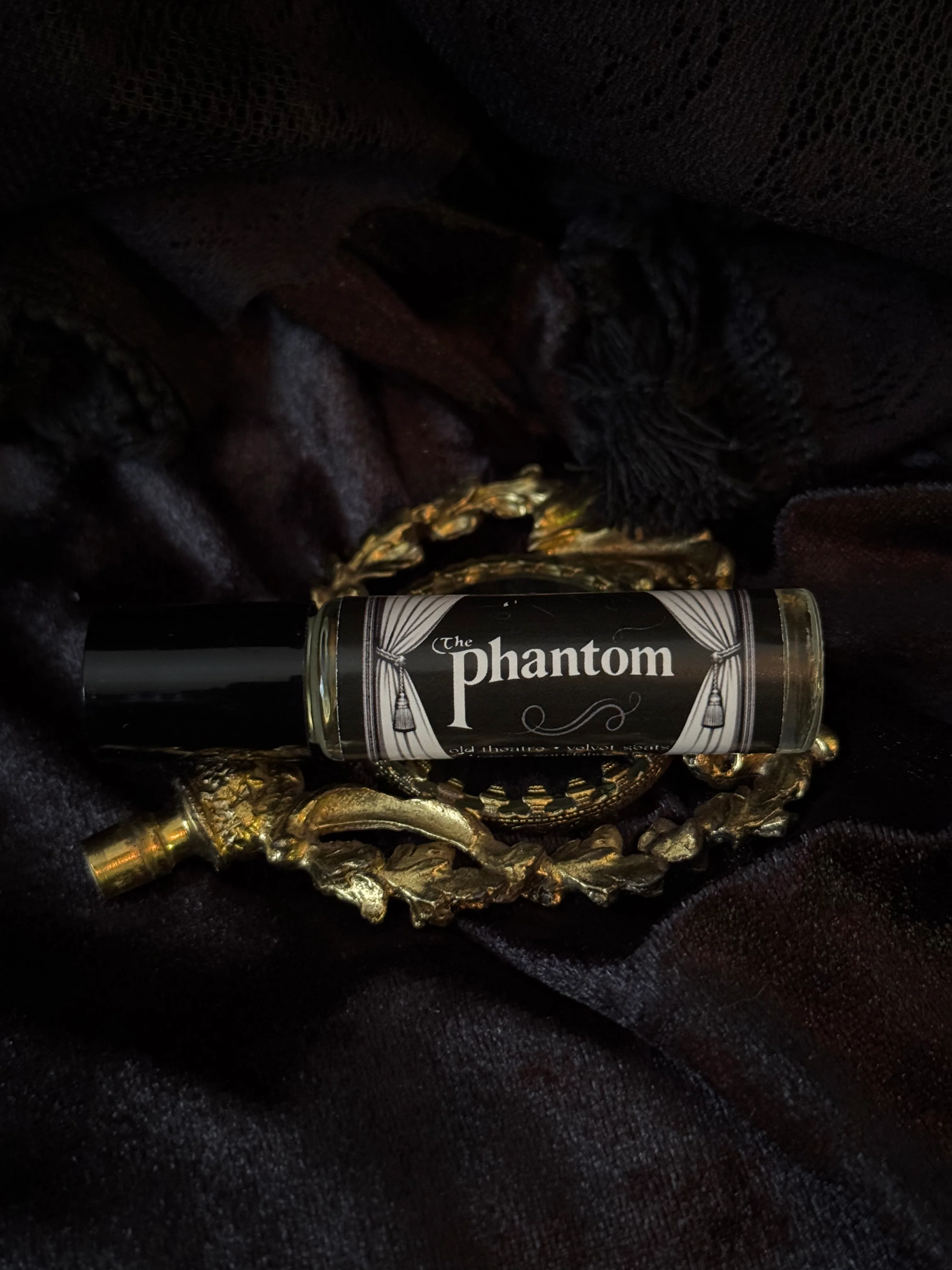 The Phantom- rose, sandalwood, bourbon, velvet seats - Image 9